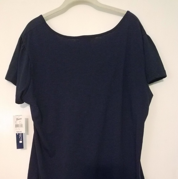 Top - Picture 2 of 3